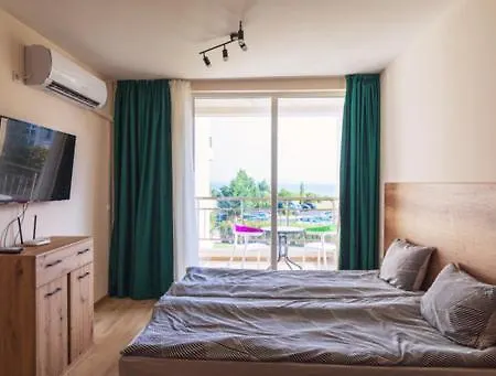 малена сарафово * Burgas