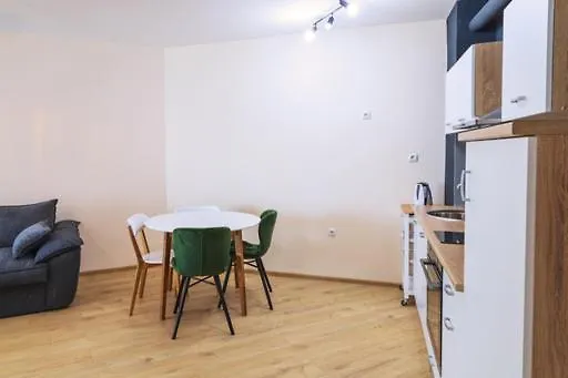 Apartamento малена сарафово Burgas