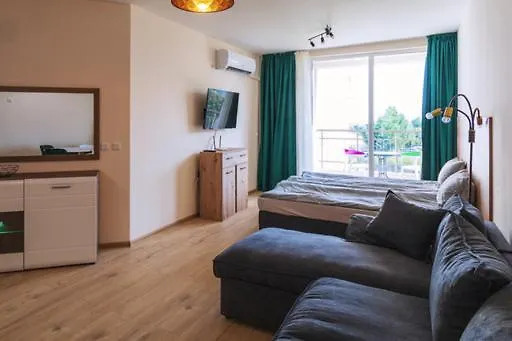 малена сарафово Διαμέρισμα Μπουργκάς