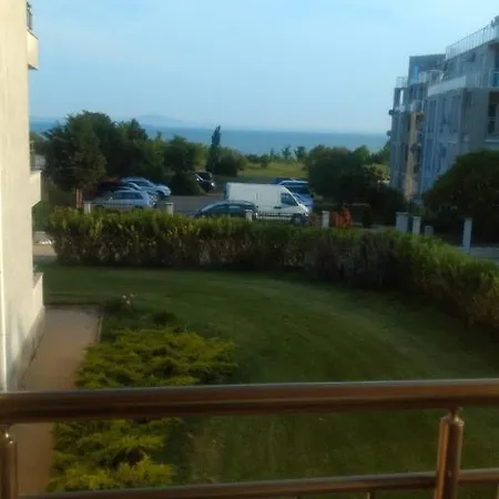 малена сарафово Burgas City