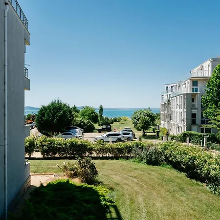 малена сарафово Lejlighed Burgas City