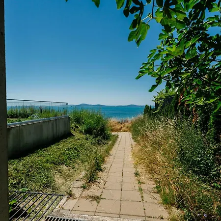малена сарафово * Burgas City